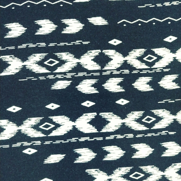MAURICE'S Short Knee Length Aztec Print Black & Off-White Skirt Size Medium - Picture 3 of 5